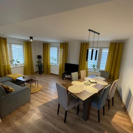 Апартаменты Apartament Monaberg Ломница Экстерьер фото